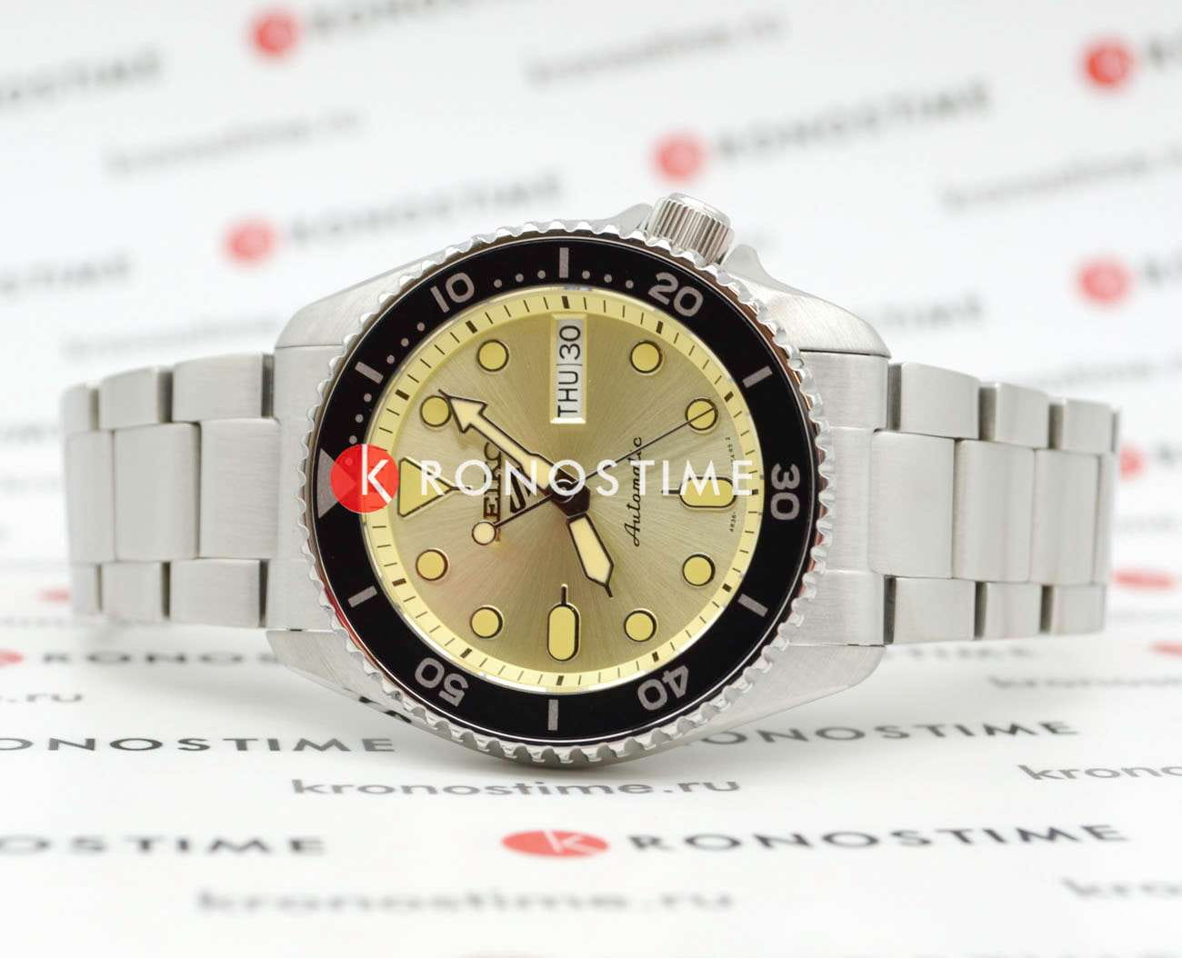 Seiko Seiko 5 Sports SRPK31K1 , наручные мужские часы фото под углом