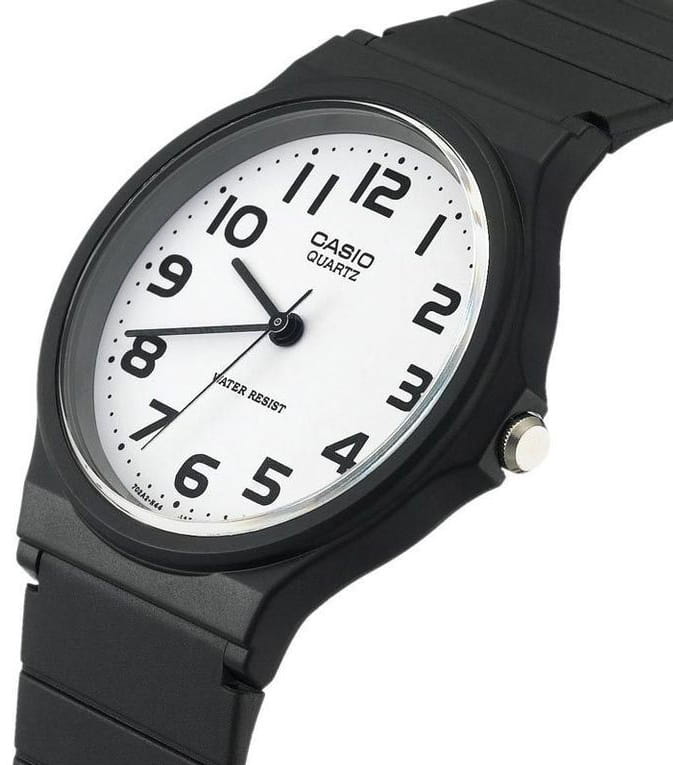 Casio Casio Collection MQ-24-7B2 мужские часы белый циферблат на запястье