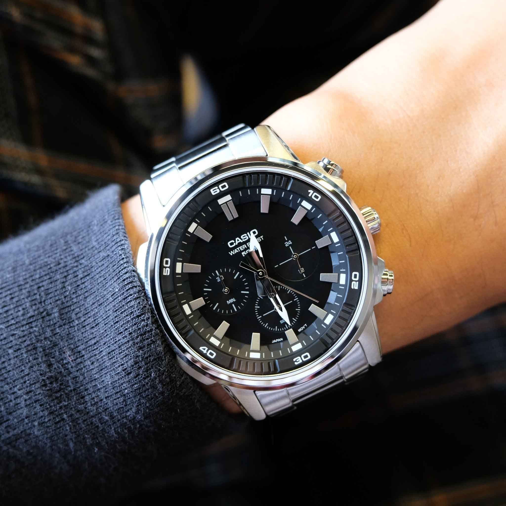 Casio Casio Collection MTP-E505D-1A, collection япония мужские часы на браслете нержавеющая сталь боковой вид